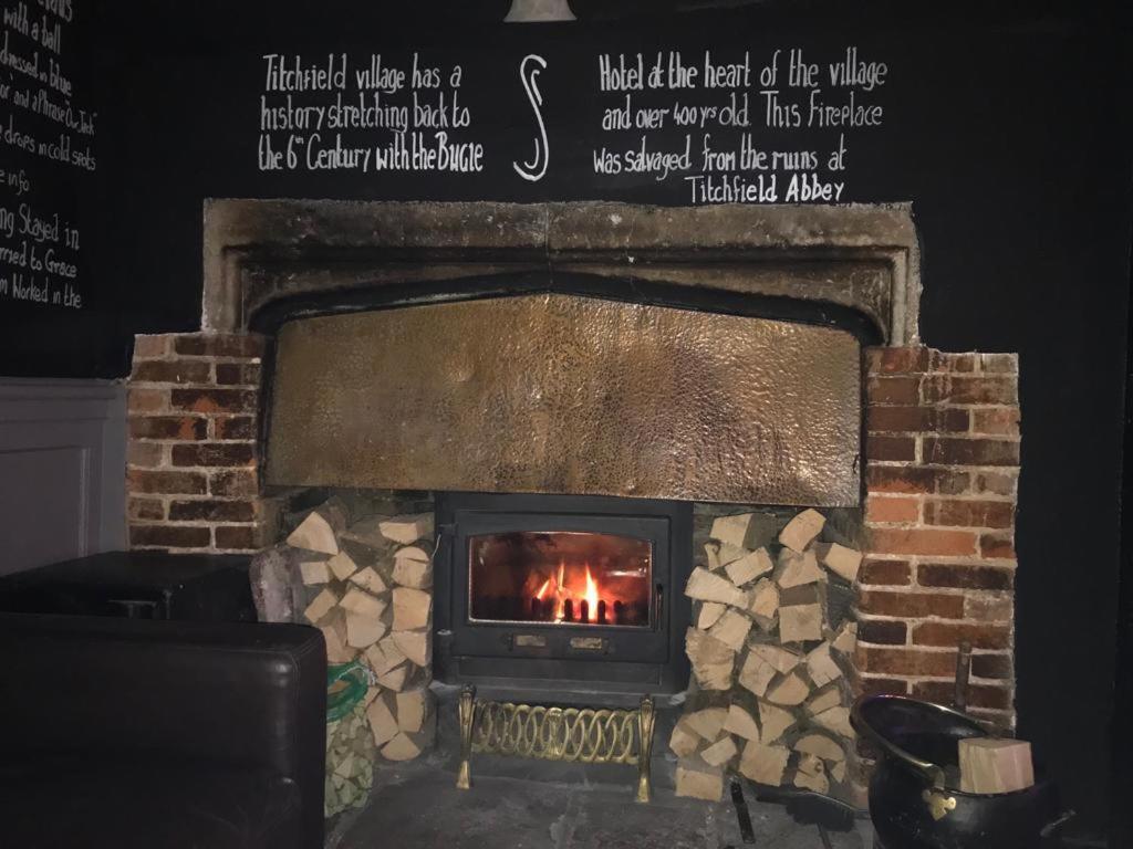 Bugle Hotel Bed & Breakfast Titchfield